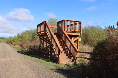 Wetlands viewing platform – multiple stairs – on natural surface Wetlands Trail